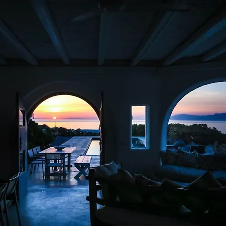 Oriana! Mykonos Town